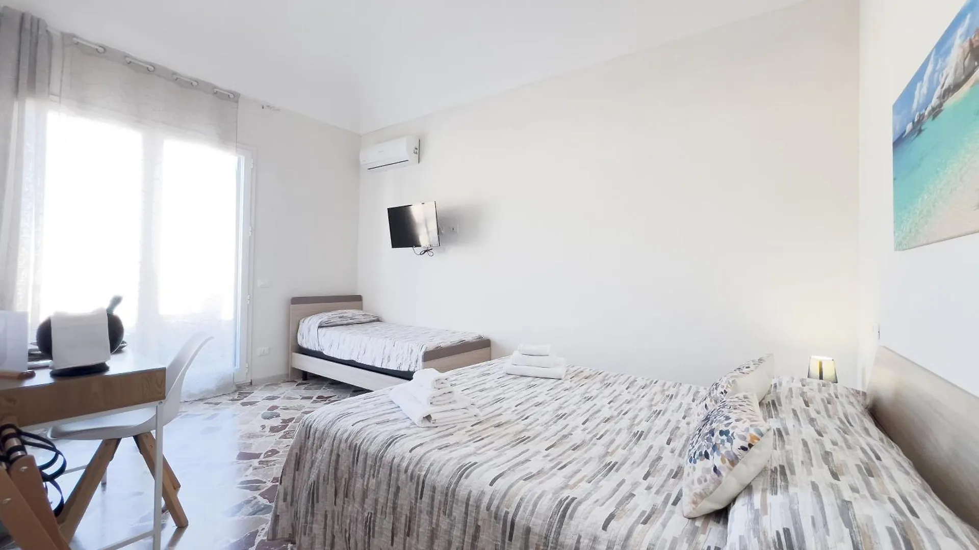 Ponente & Maestro Rooms Favignana Couette-café