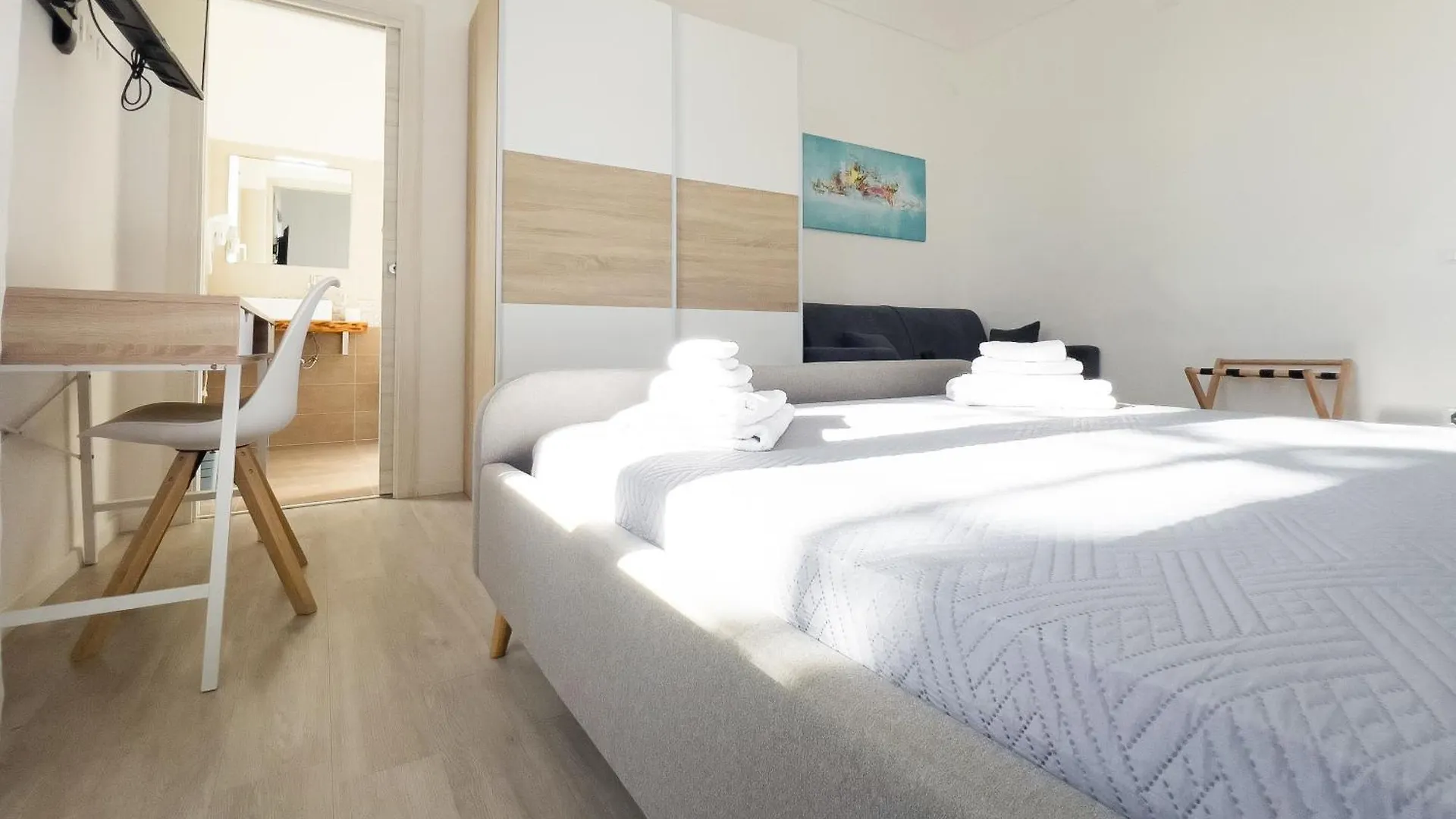 Ponente & Maestro Rooms Favignana Couette-café