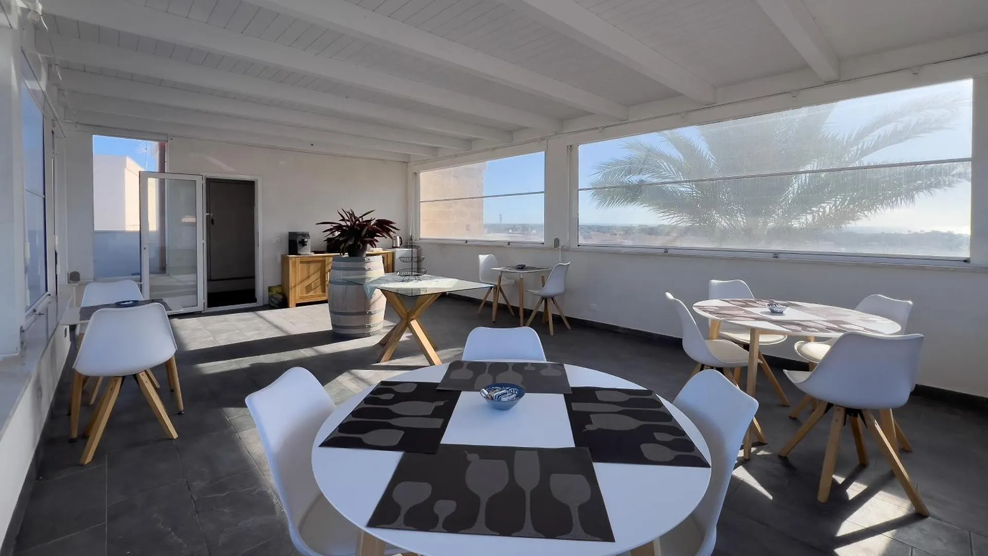 Bed & Breakfast Ponente & Maestro Rooms Favignana Italy